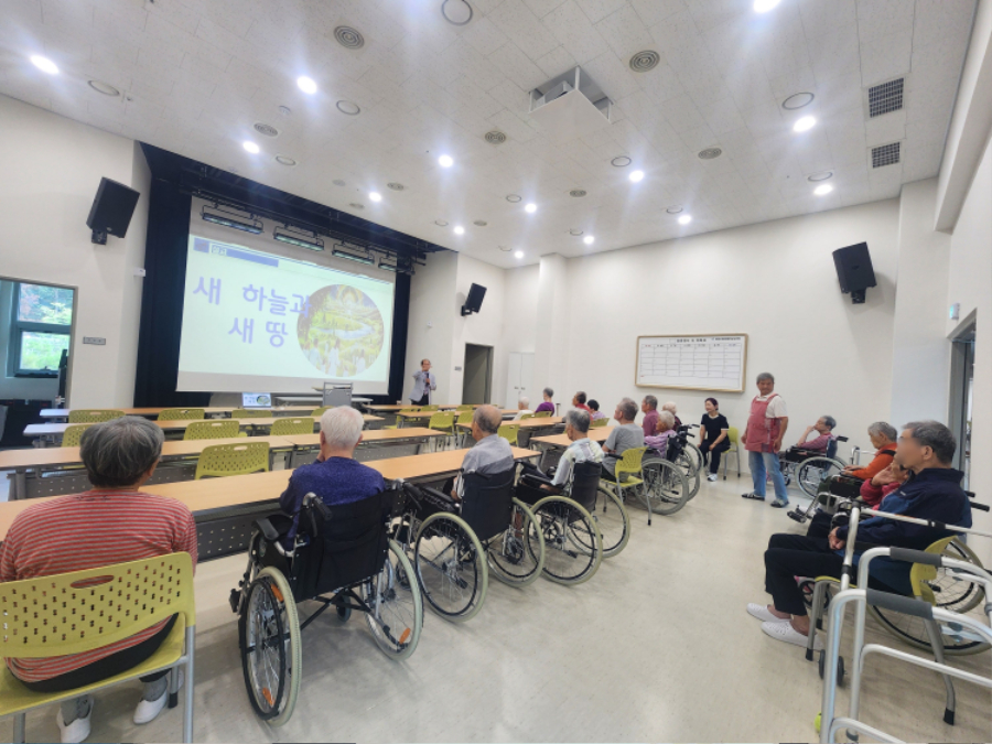 예배프로그램 모자이크3.jpg